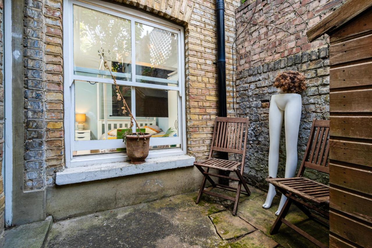 Double Room W/Projector & Garden Hot Tub London Eksteriør billede