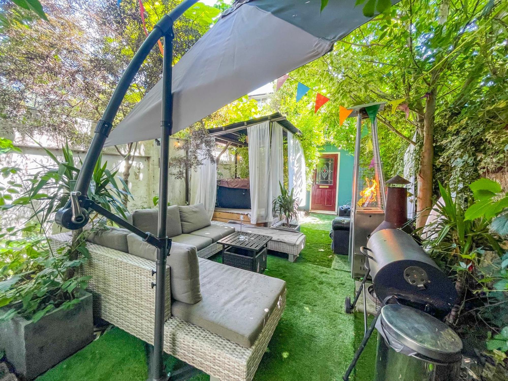 Double Room W/Projector & Garden Hot Tub London Eksteriør billede